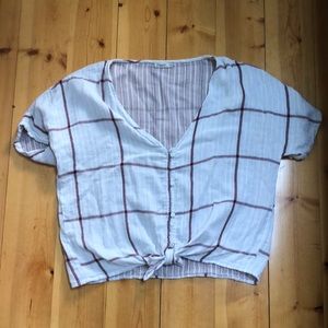 Super cute crop(ish) top from Faherty! Barely worn
